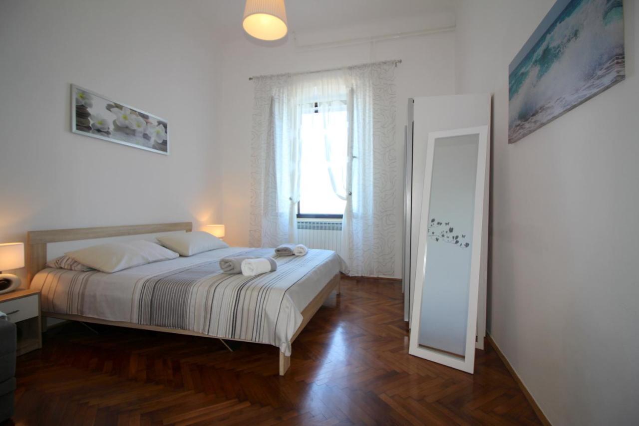 פורץ Apartment Old City מראה חיצוני תמונה